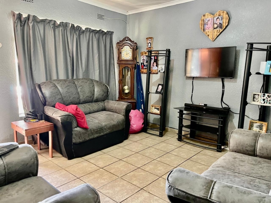 3 Bedroom Property for Sale in Oos Einde North West